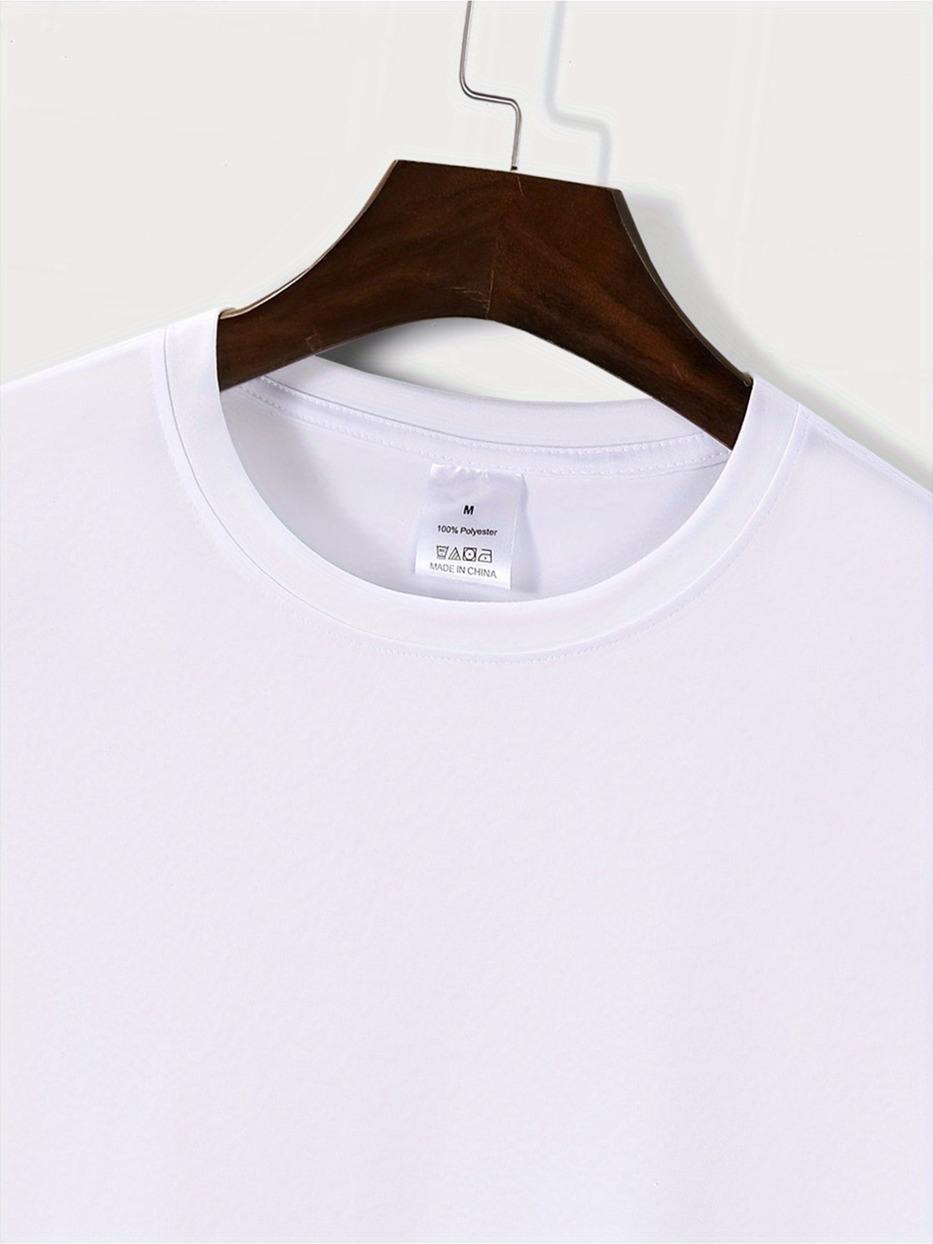 스파이더 프린트가 있는 남성용 반팔 셔츠는 여름 필수템 - Summer Clothing Must Haves 리뷰 및 가격